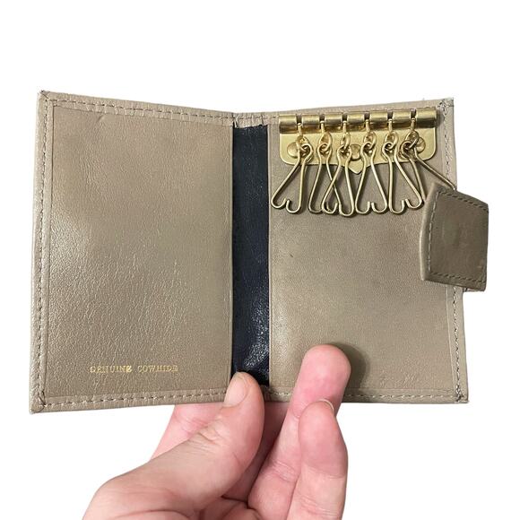 Vintage Cowhide Leather Snap Closure Key Holder Wallet Beige Geometric Embossed - Picture 4 of 10
